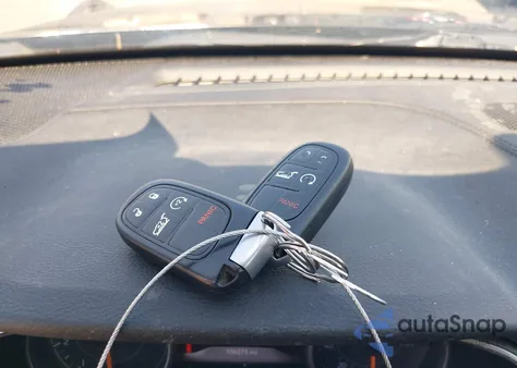 2019 Jeep Cherokee Limited Fwd z USA, uszkodzony, nr VIN 1C4PJLDB2KD357149